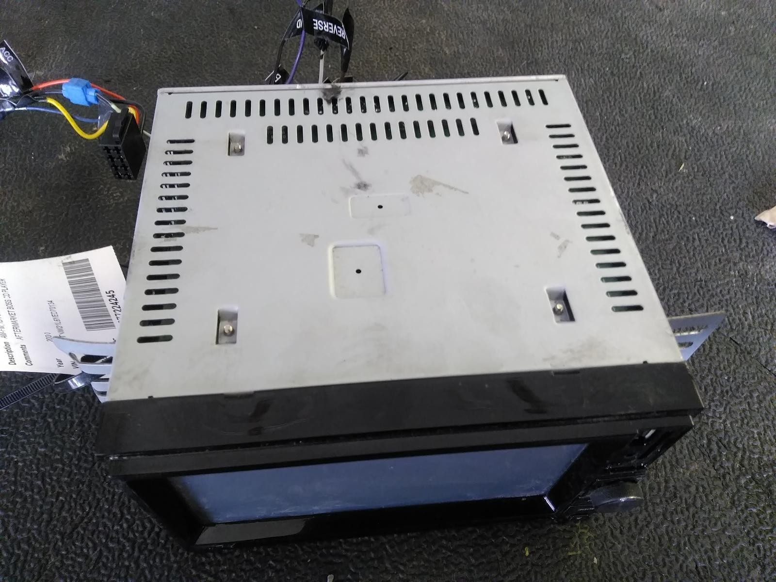 99-2002 Ford F-250SD Aftermarket Boss BV9366B AM-FM-DVD-BT-SD-USB Radio Receiver