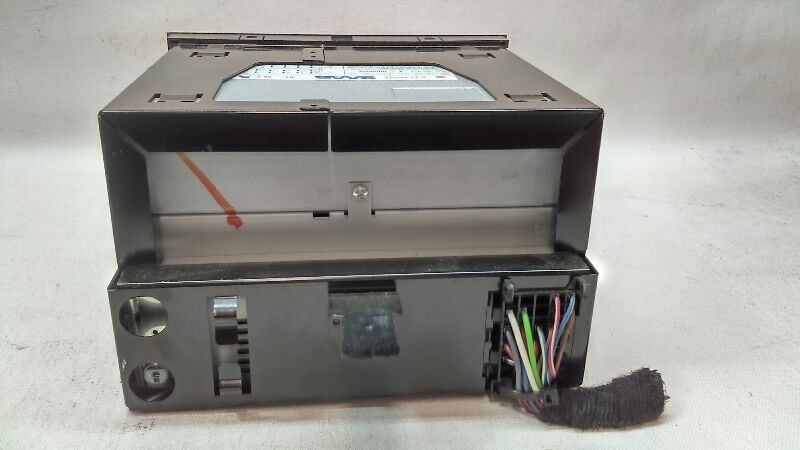 Stereo Radio Receiver AM FM CD Cassette ID 5374640 Fits 04-05 SAAB 9-5 95 B160