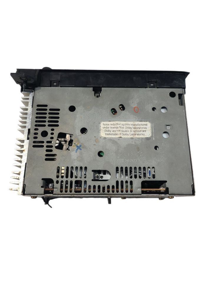 Audio Equipment Radio Receiver Am-fm-cassette Fits 95-03 DODGE 1500 VAN 661158