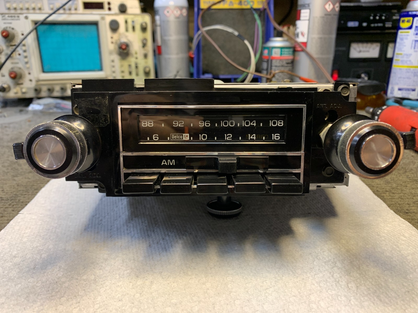 1977 GM Delco Chevy Corvette AM FM Stereo Radio with Knobs 77 RARE One Year