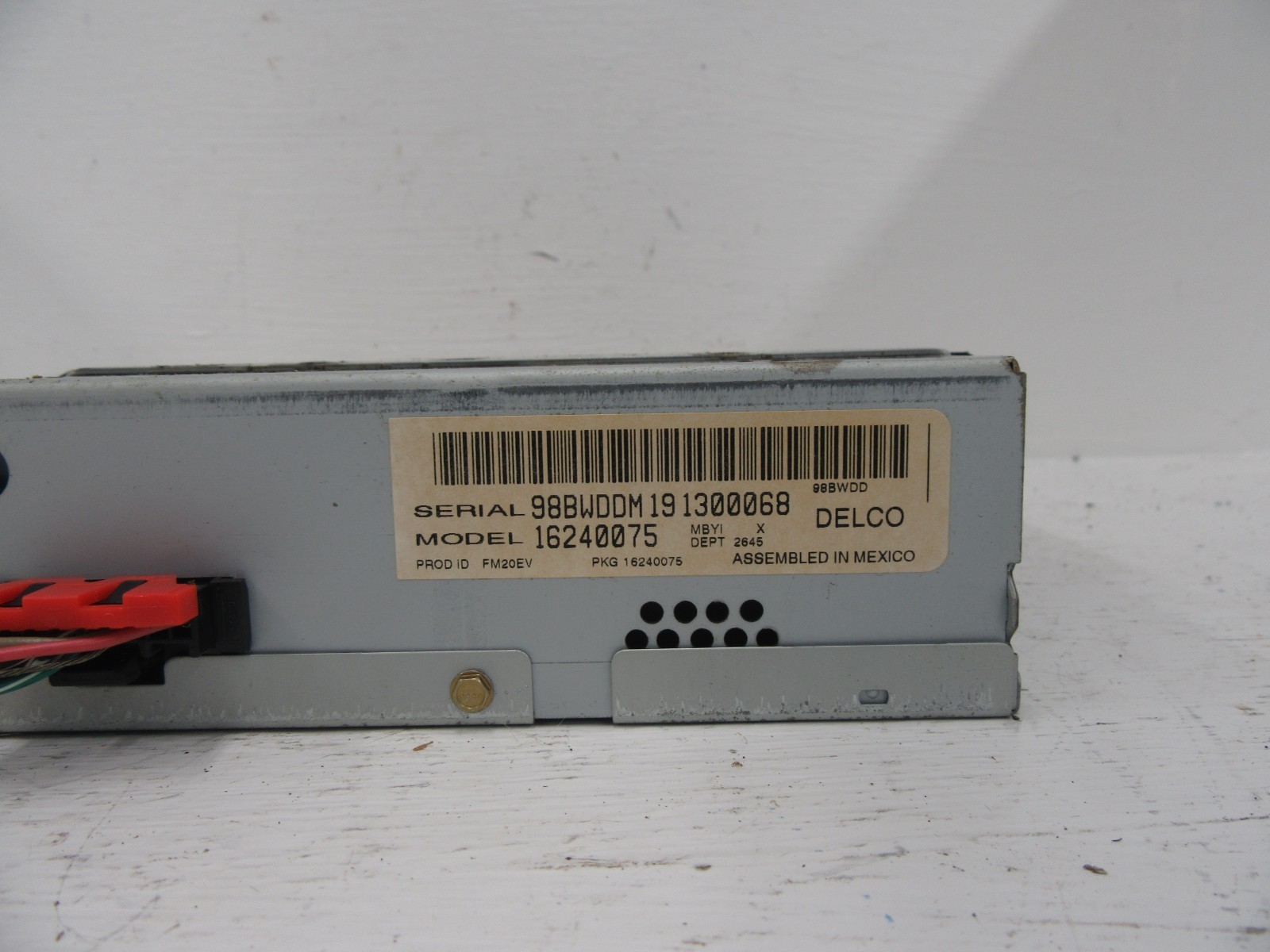 95-02 Chevrolet Silverado 1500 GMC Sierra Remote Slave CD Player 16240075