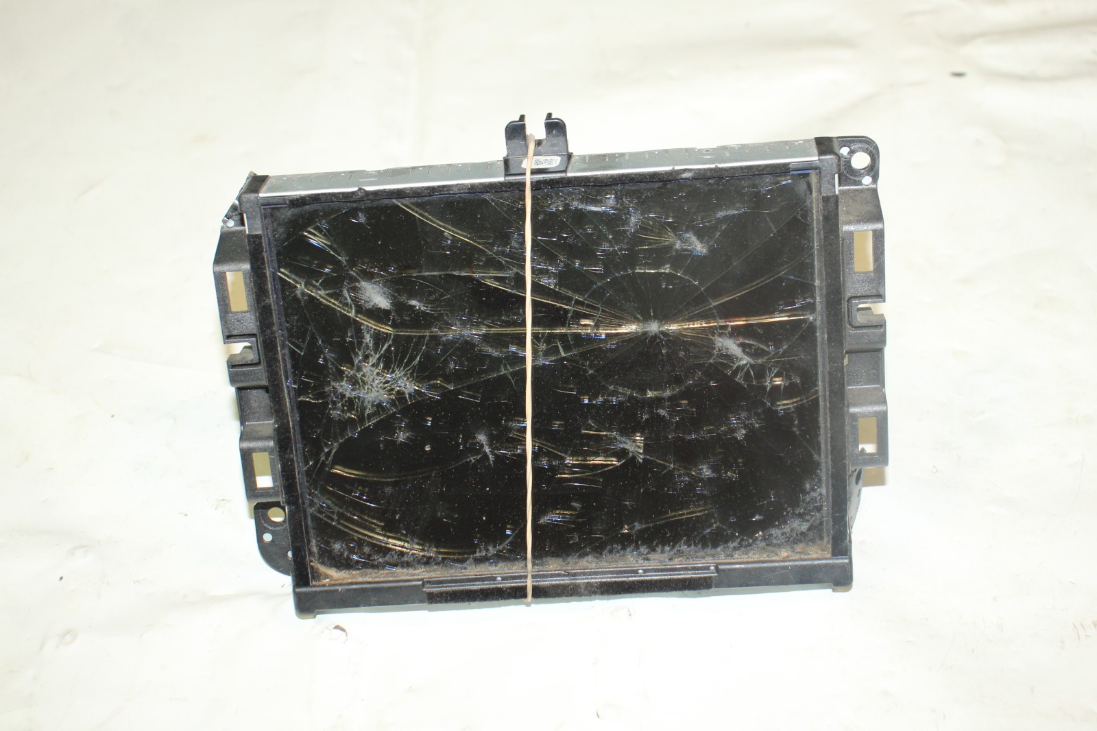 Harman Automotive Dodge RAM Jeep Mopar Navigation Screen CRACKED VP4CA