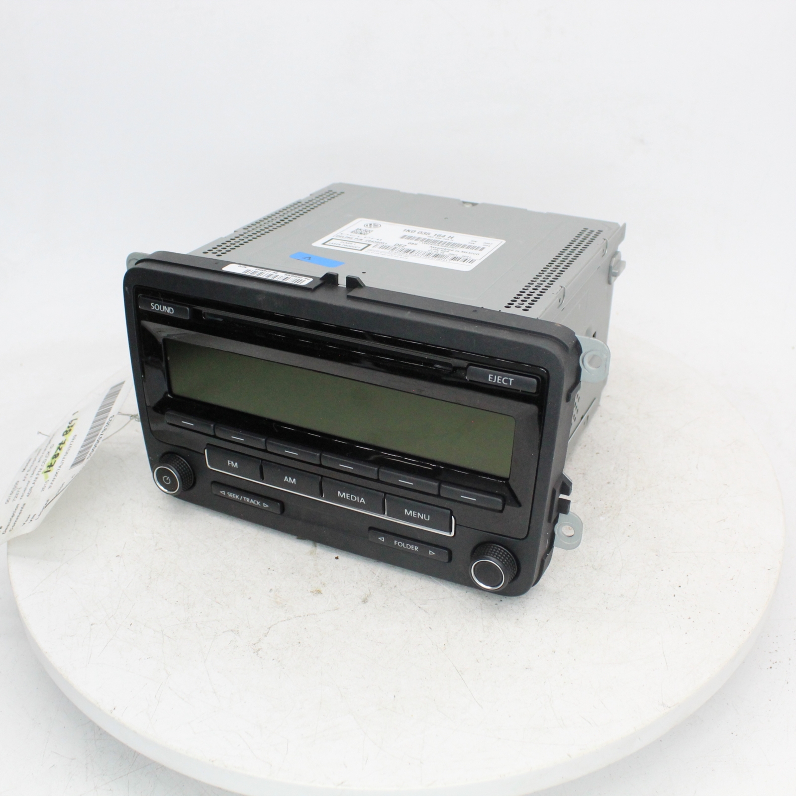 2015 Volkswagen Jetta Radio Part Nunber – 638-72871