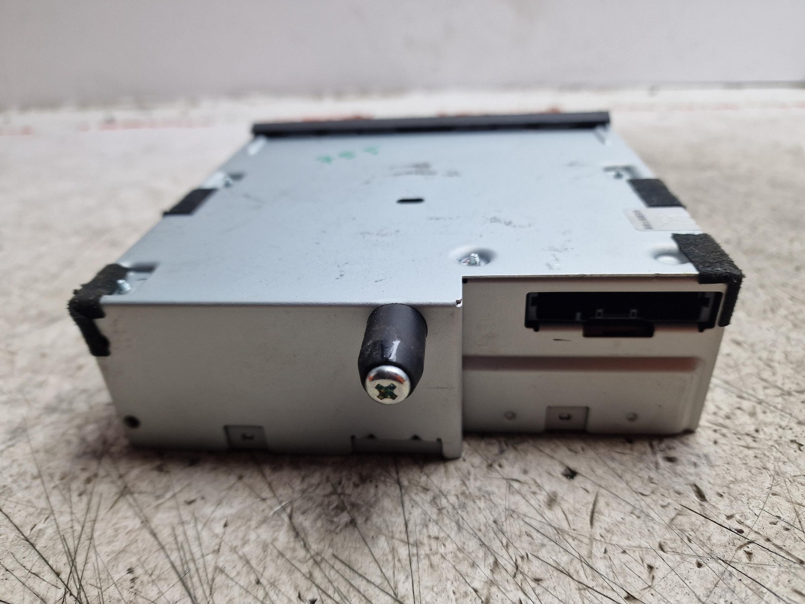 MAZDA 2 MULTIMEDIA RADIO CD PLAYER HEAD UNIT DB1L669G0 MK3 2014 – 2019