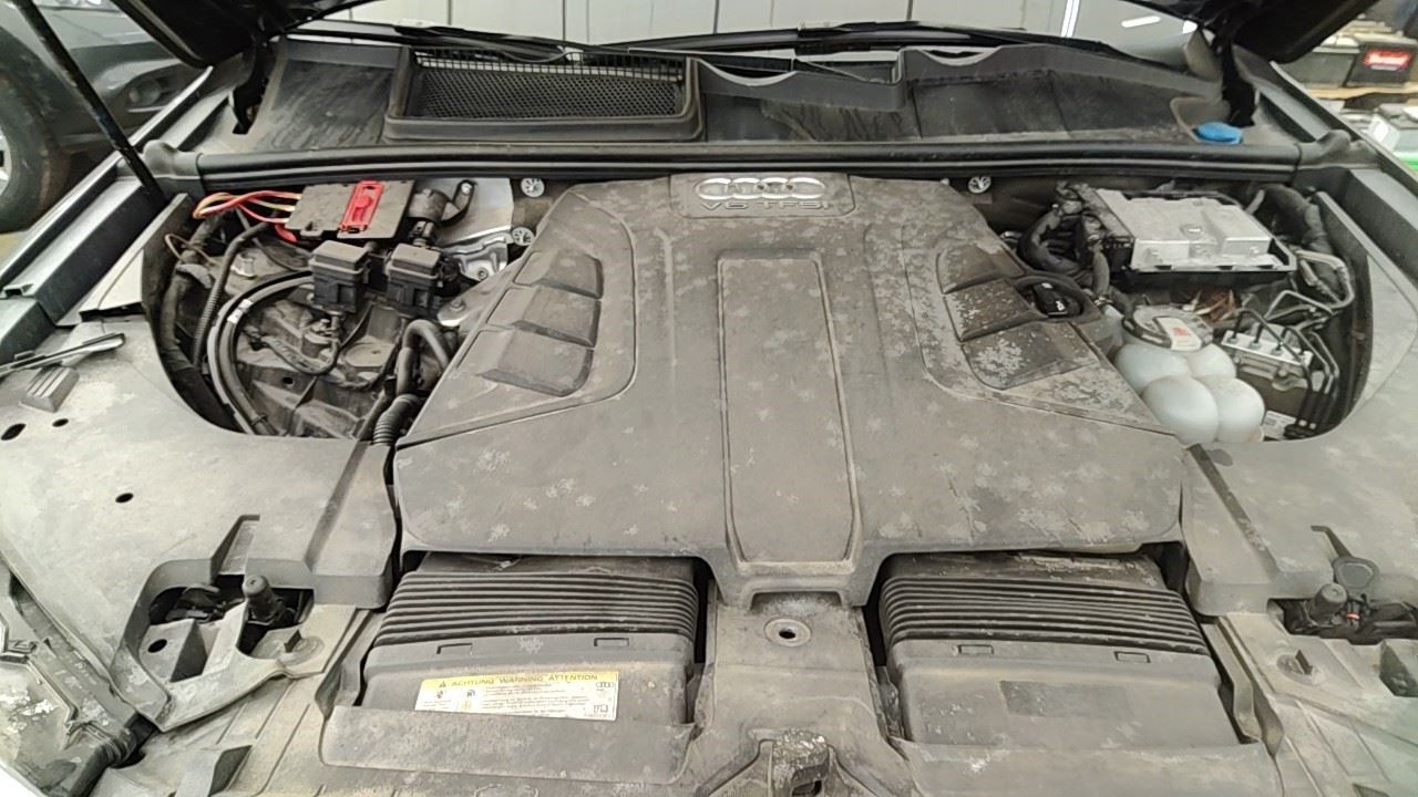 Audio Equipment Radio CD Player Glovebox Mounted Fits 17-19 AUDI Q7 7068157