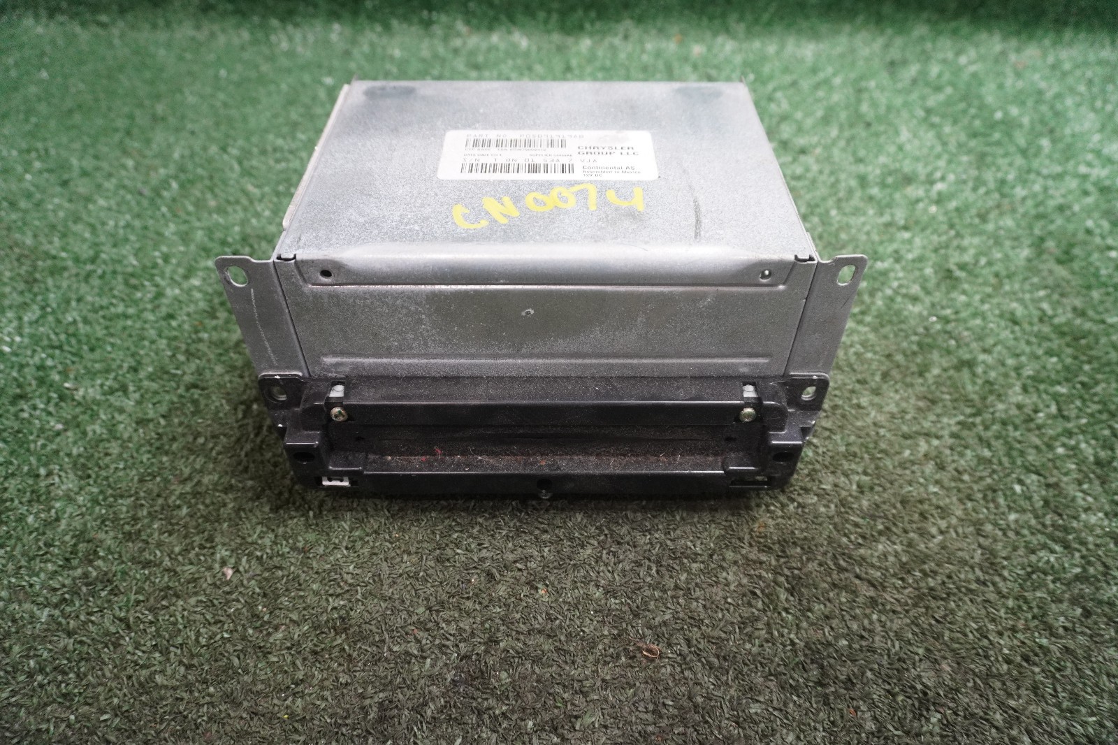 2013 2014 DODGE JOURNEY RADIO RECEIVER CD PLAYER UNIT OEM P05091919AB
