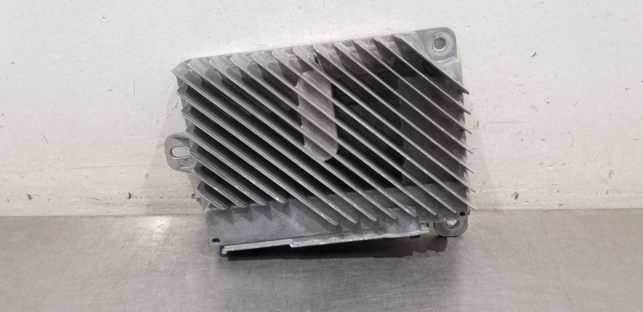 18 CADILLAC ESCALADE RADIO AUDIO AMPLIFIER 84111301