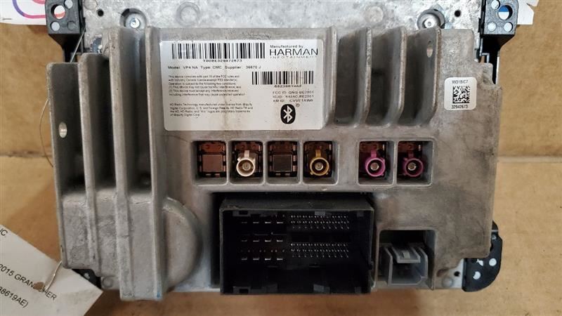 OEM VP4 NAV Radio Display And Receiver 8.4 15 GRAND CHEROKEE UCONNECT