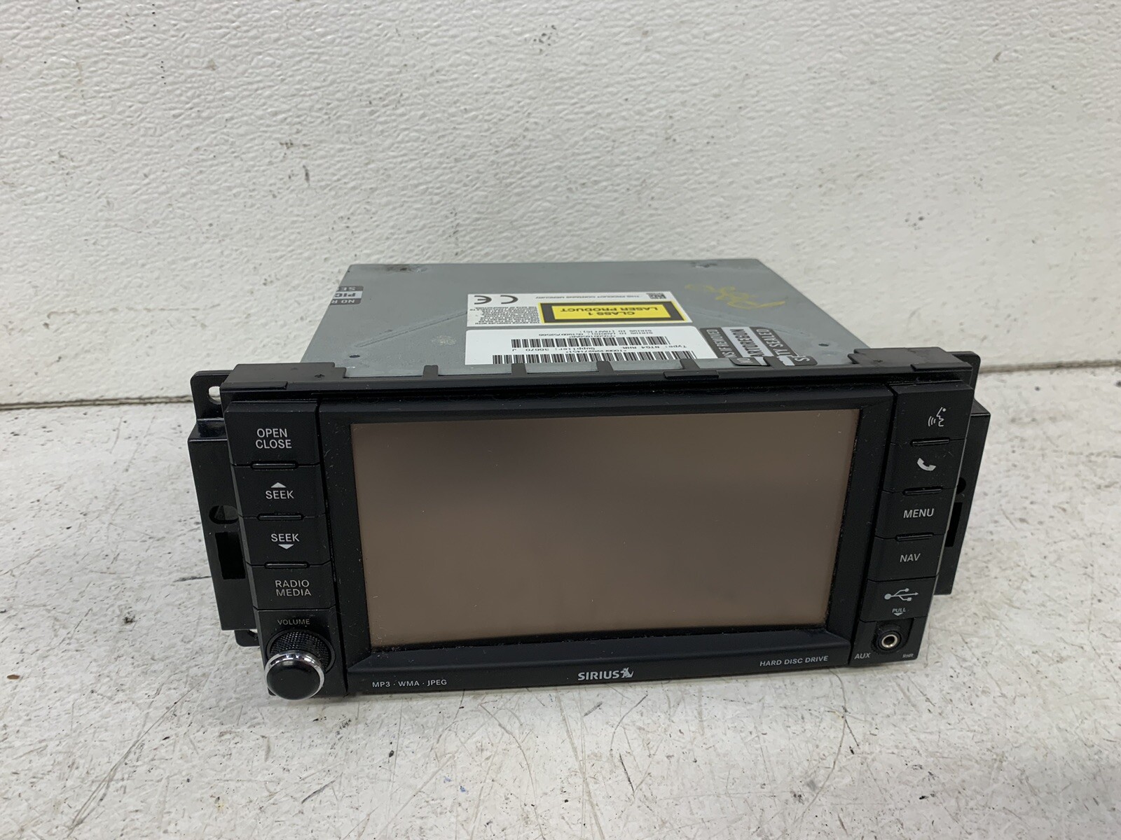 2013-2014 Dodge Challenger RHR GPS navigation radio stereo AUX HDD MP3 P05091656