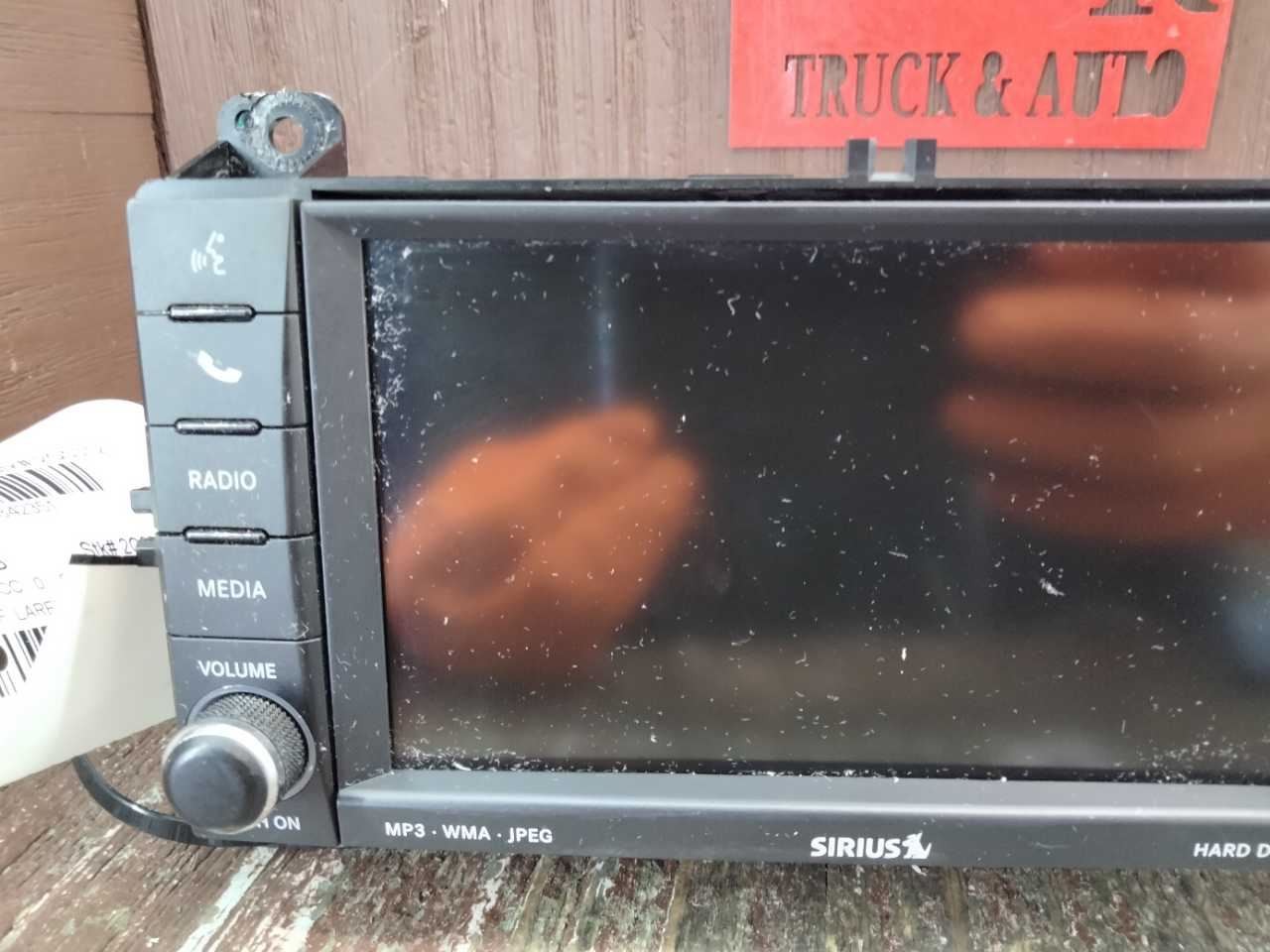 2011 JEEP GRAND CHEROKEE RADIO AM FM DVD RECEIVER MULTIMEDIA RHB 05064839AF