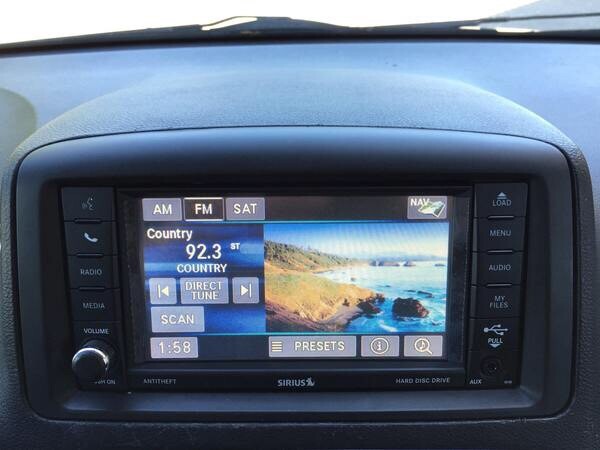 MYGIG 430n RHB Dodge Chrysler Jeep AM/FM Stereo CD Player GPS NAV Low 05064836AG