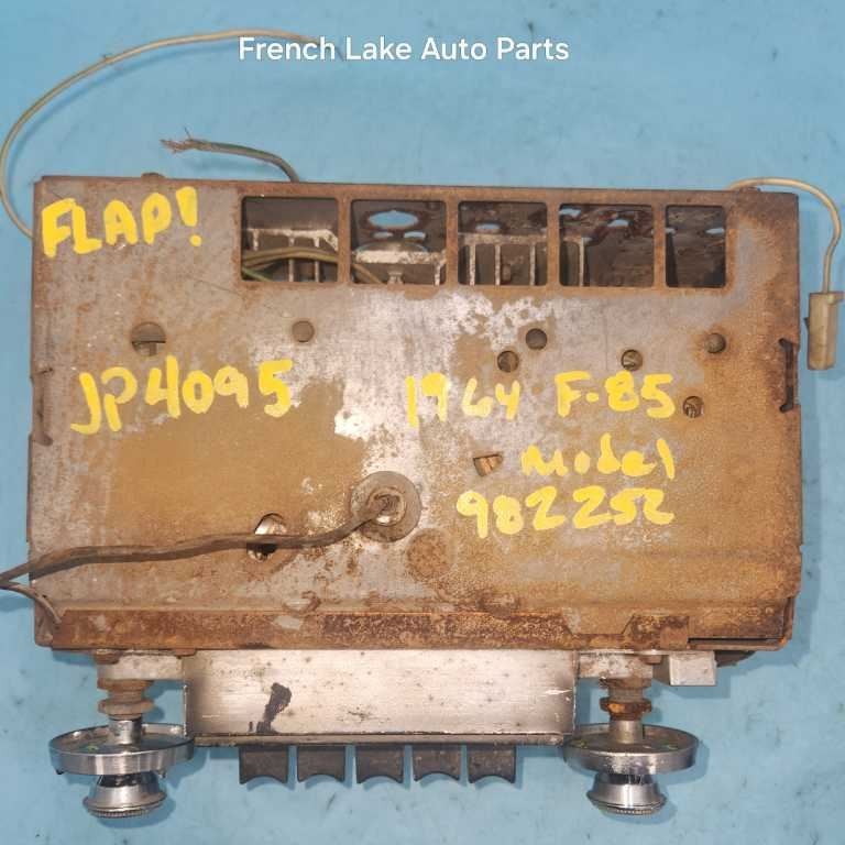 UNTESTED A/M Radio Model 982252 Fits 1964 OLDSMOBILE F-85 1244798