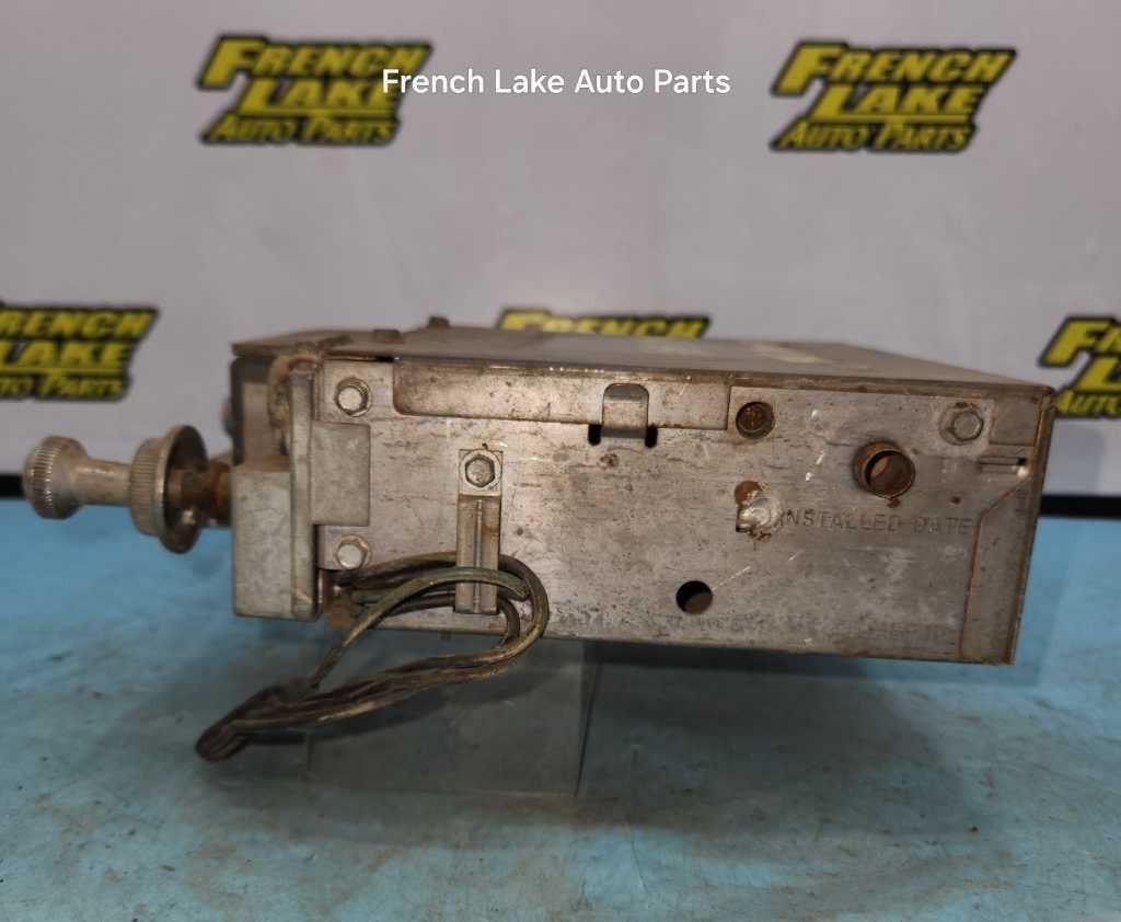 UNTESTED AM Radio “MODEL 5TBM” Fits 1965 MERCURY 1239054