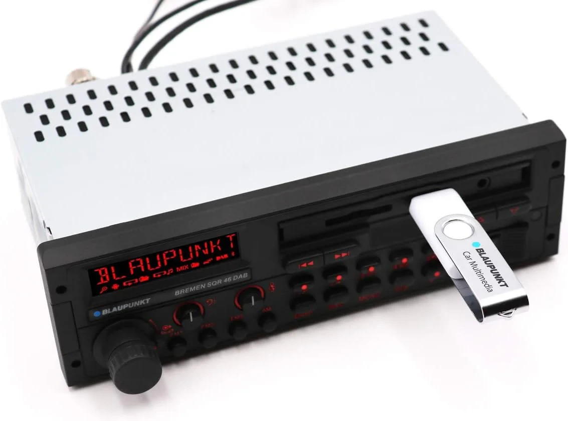 BLAUPUNKT BREMEN SQR 46 DAB / RETRO SINGLE DIN CAR RADIO W/ BLUETOOTH, USB, DAB+