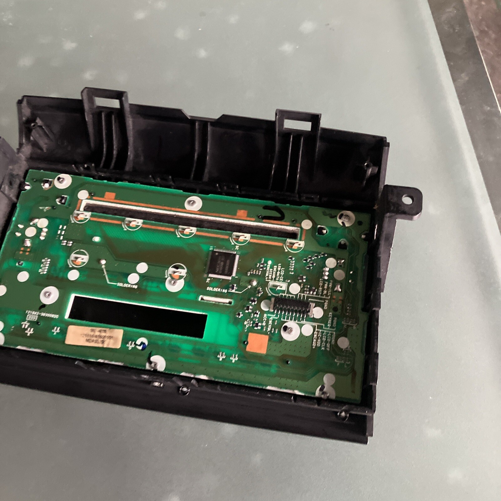 Toyota Sienna 2004-2010 P1804 RADIO FACIAL AM-FM STEREO CD MP3 WMA PLAYER 86120