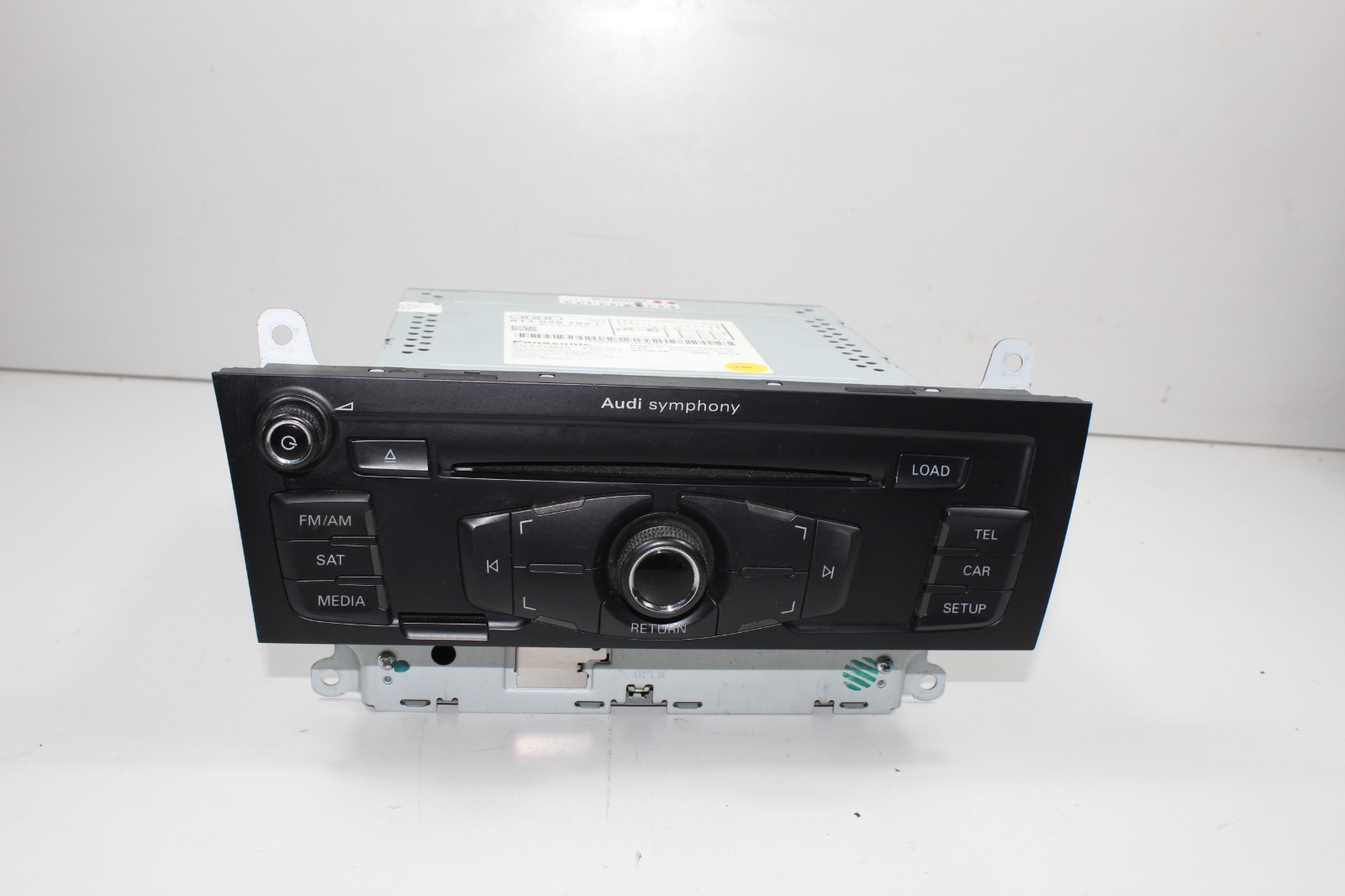 2009-12 AUDI A4 AM/FM RADIO RECIVIER HEAD UNIT OEM 8T1035195L