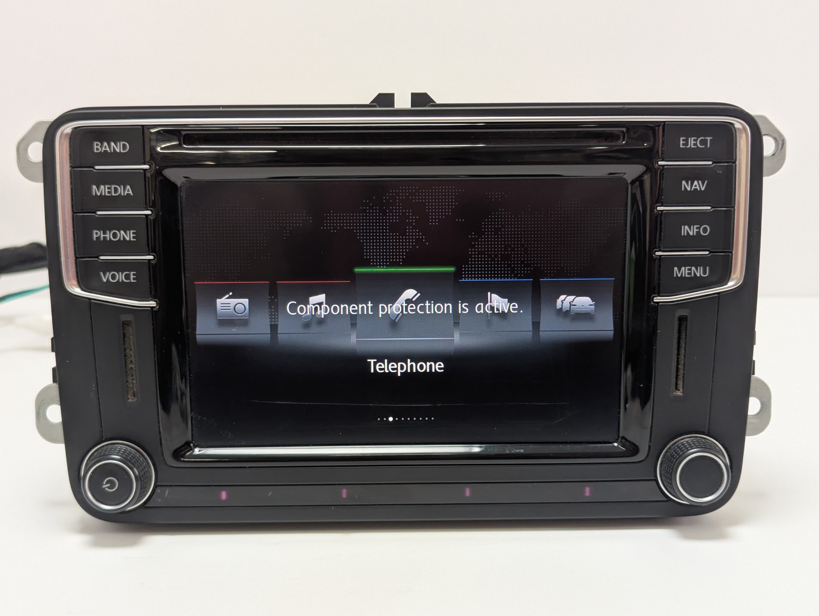 2016-2019 Volkswagen Jetta Passat Golf CC Tiguan Screen Navigation GPS Radio OEM