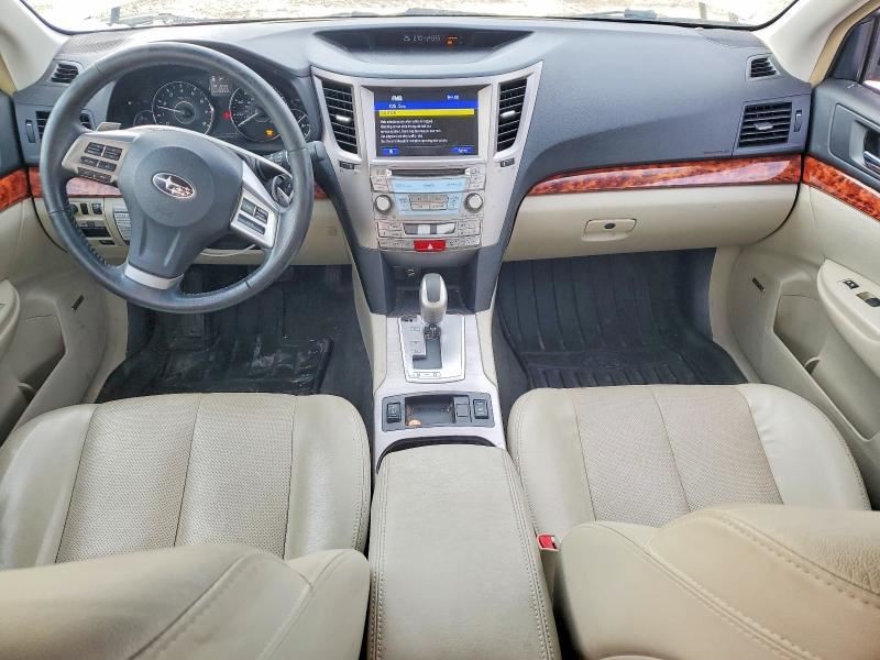 2010-2012 Subaru Legacy AM FMRadio AM FM6CD OEM 1542429