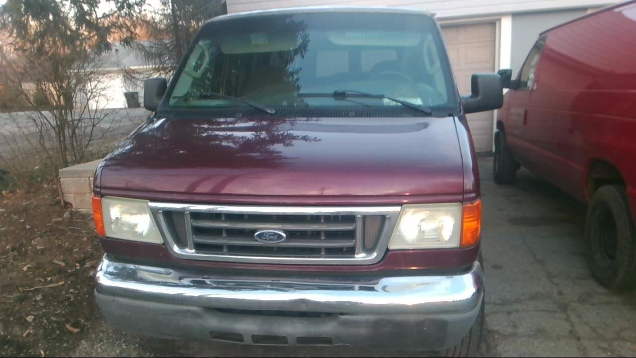 Audio Equipment Radio Am-fm-cd Single Disc Fits 05-07 FORD E150 VAN 808049