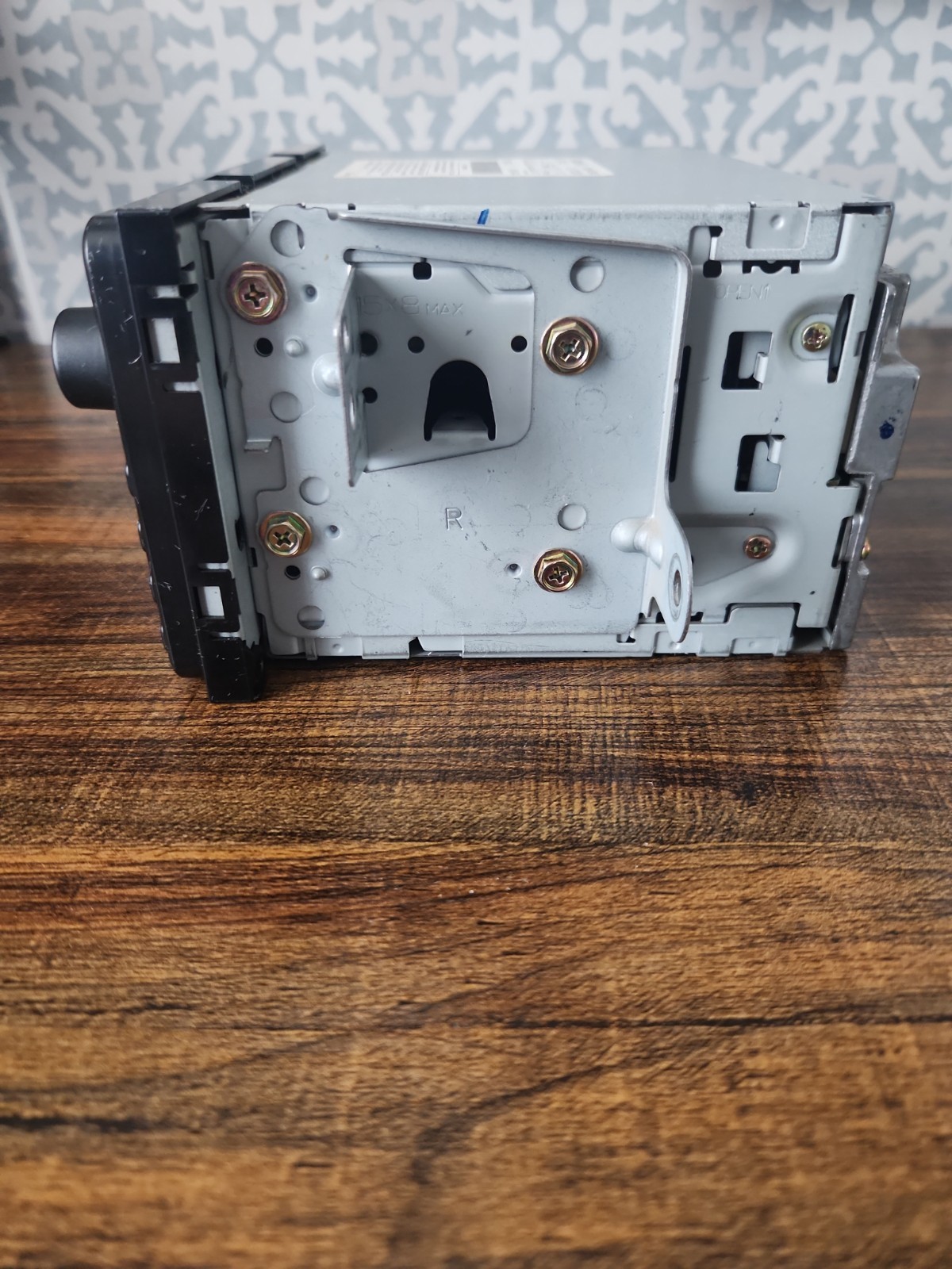2001: Toyota RAV4 – AM/FM Radio Receiver CD Player Cassette – A56818 86120-42040