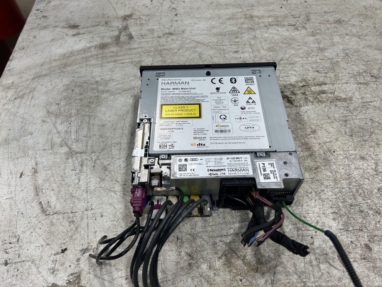 2018 PORSCHE PANAMERA OEM Harman Receiver Part Number 971035880P