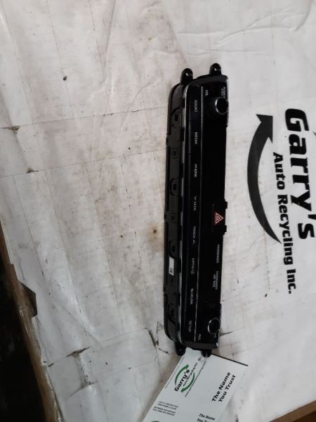 Info-GPS-TV Screen Control Panel Clock ID 94510C2530 Fits 15-17 SONATA 383346