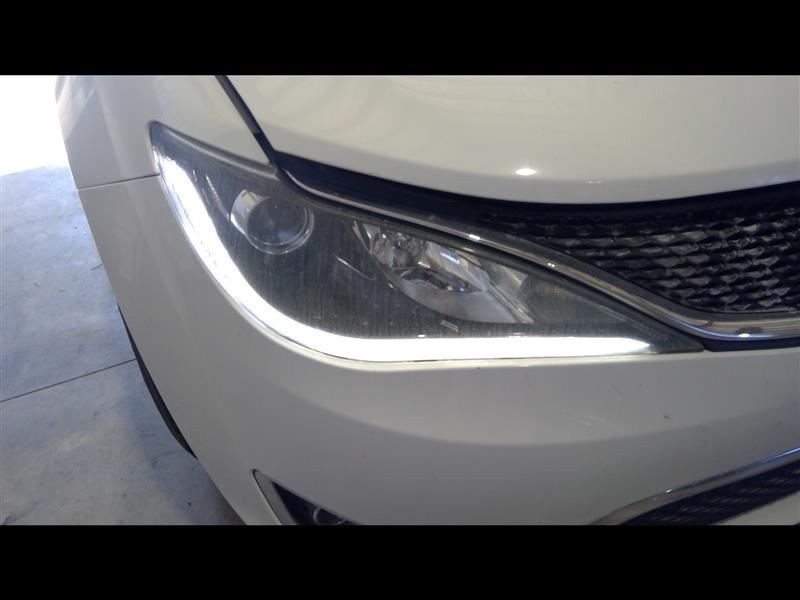 Info-GPS-TV Screen DVD Player Dash Mounted Fits 18-19 PACIFICA 1080570