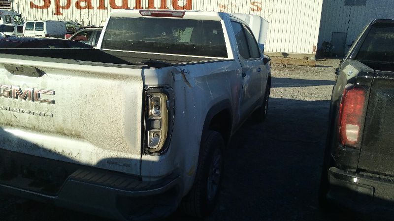 84610616 Radio Receiver Fits 19 SILVERADO 1500 PICKUP 8682355