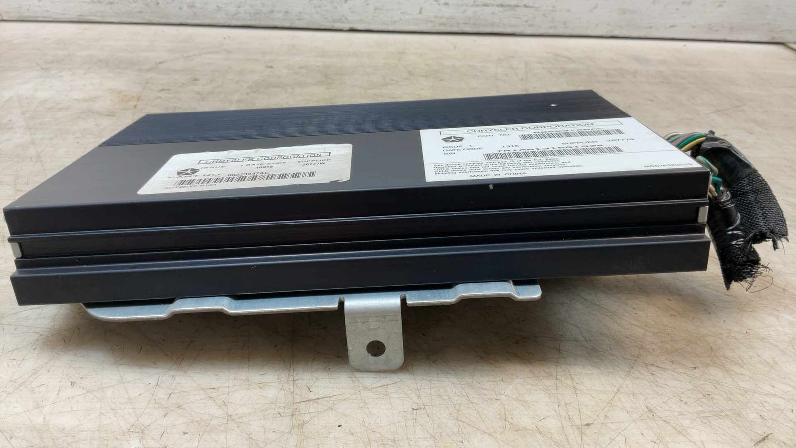 Jeep Wrangler JK OEM Factory Premium Amplifier 68223347AC 2015 180406