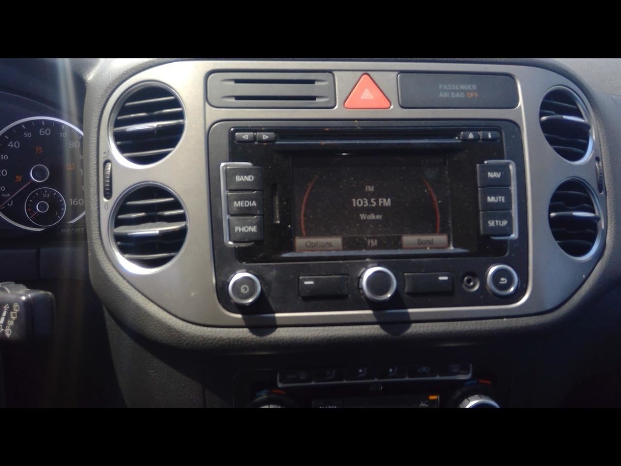 09-17 VOLKSWAGEN TIGUAN Audio Equipment Radio Receiver Am Fm Cd Dvd Navigation