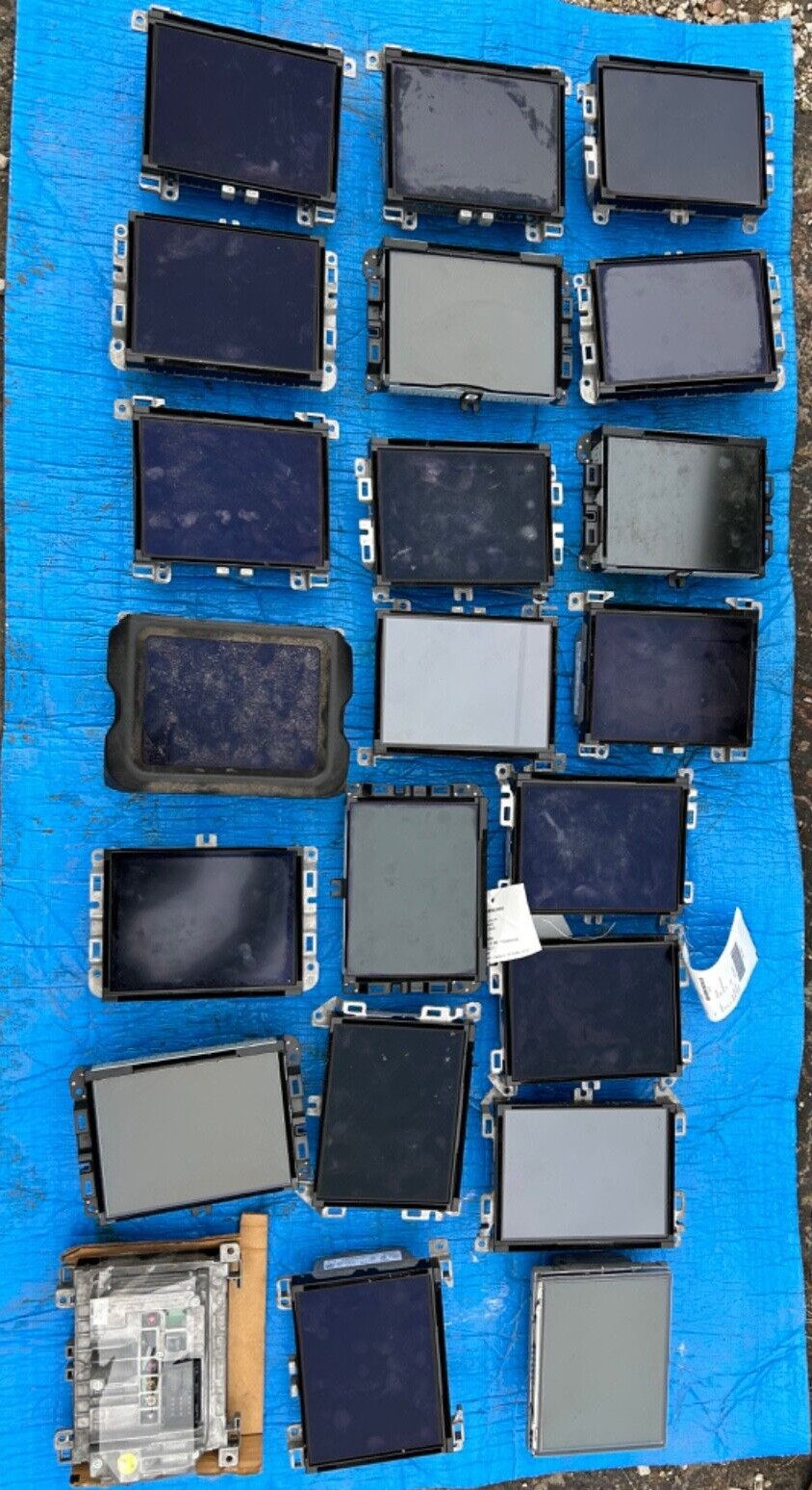 UCONNECT 5 2019-2025 Apple CarPlay DODGE TRUCK NEW BODY Ram 2500 3500 8.4″ Radio