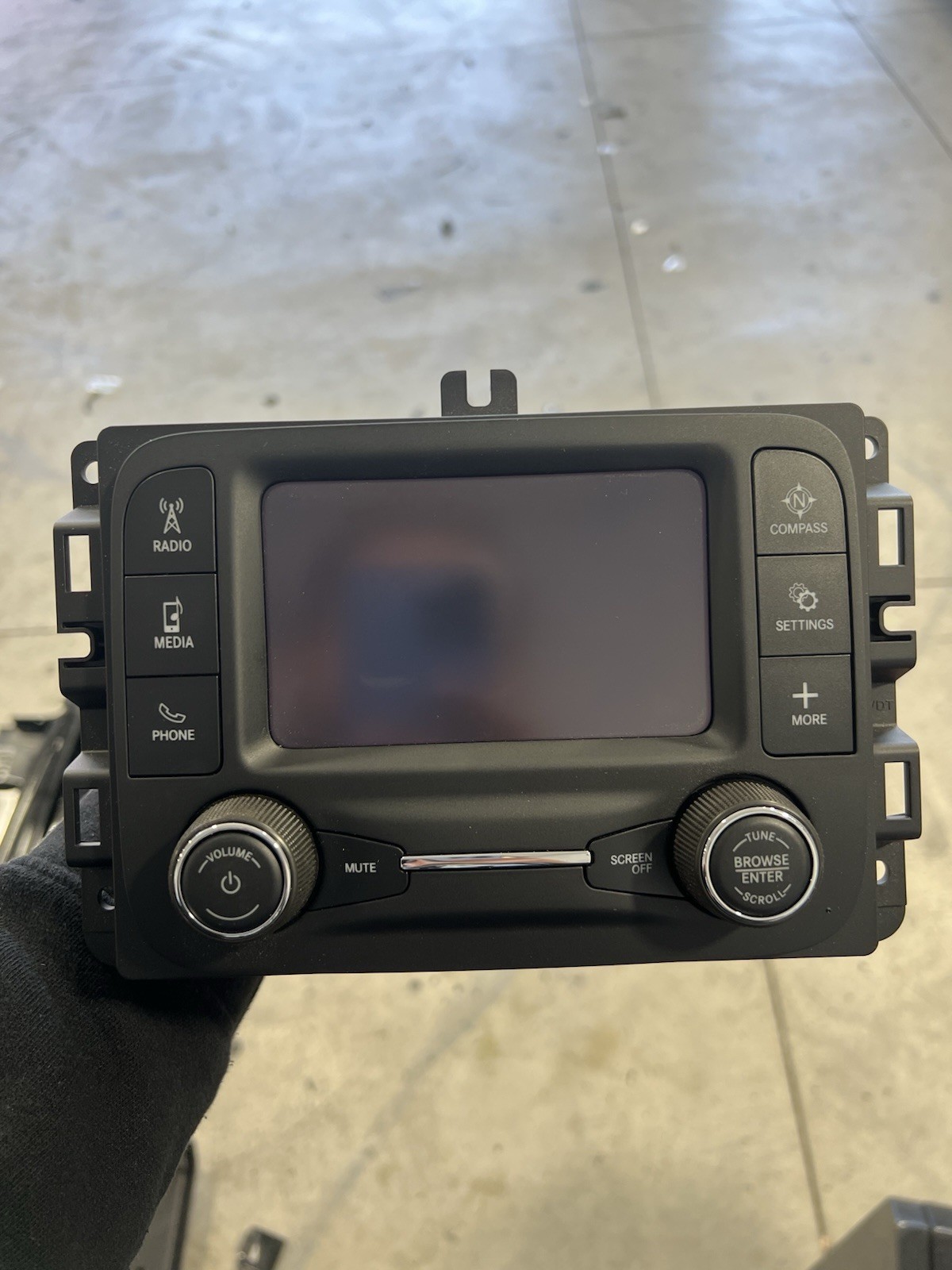 Dodge Ram 19-24 Factory Stereo