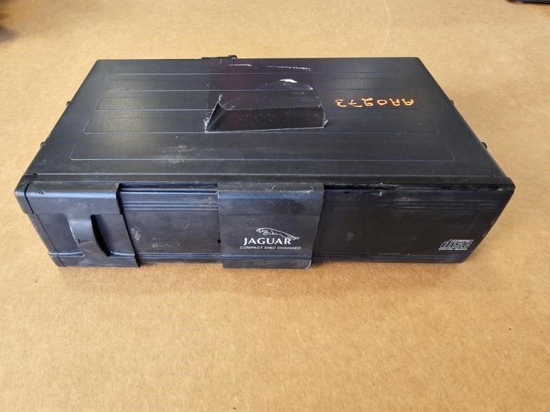 USED 01 XK8 TRUNK MOUNTED CD CHANGER AS SHOWN SHIPPED
