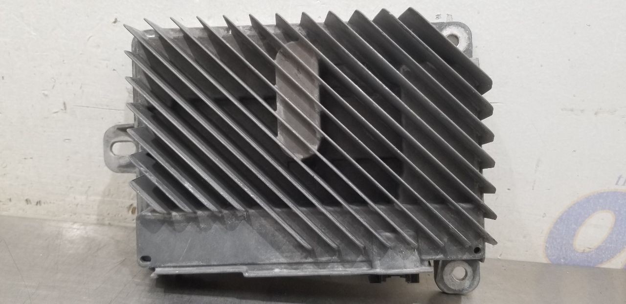 18 GMC YUKON XL 1500 RADIO AUDIO AMPLIFIER 84111298