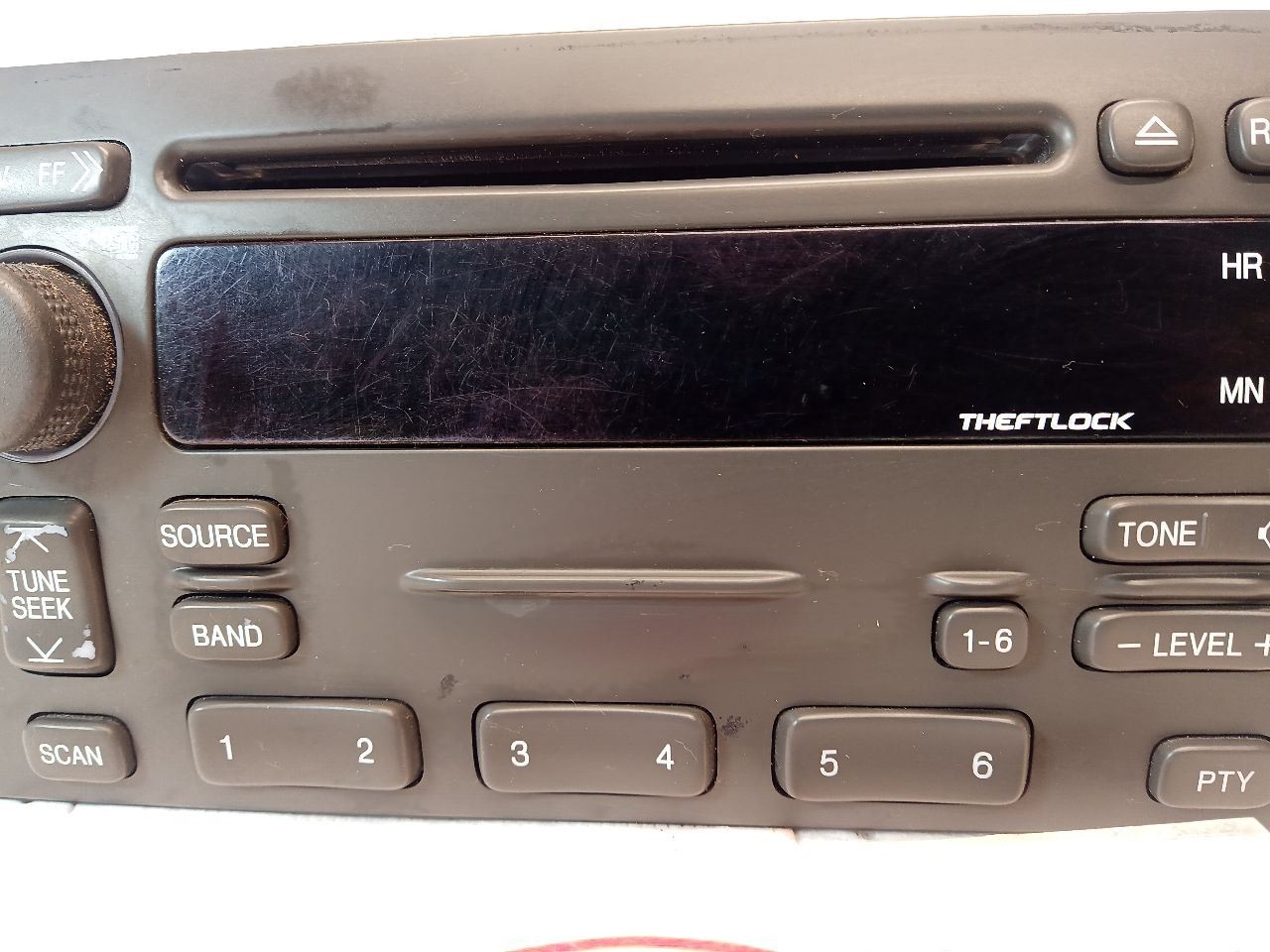 GM 15140912 Radio AM FM Stereo CD Player from 2005 Cadillac DEVILLE 11742510