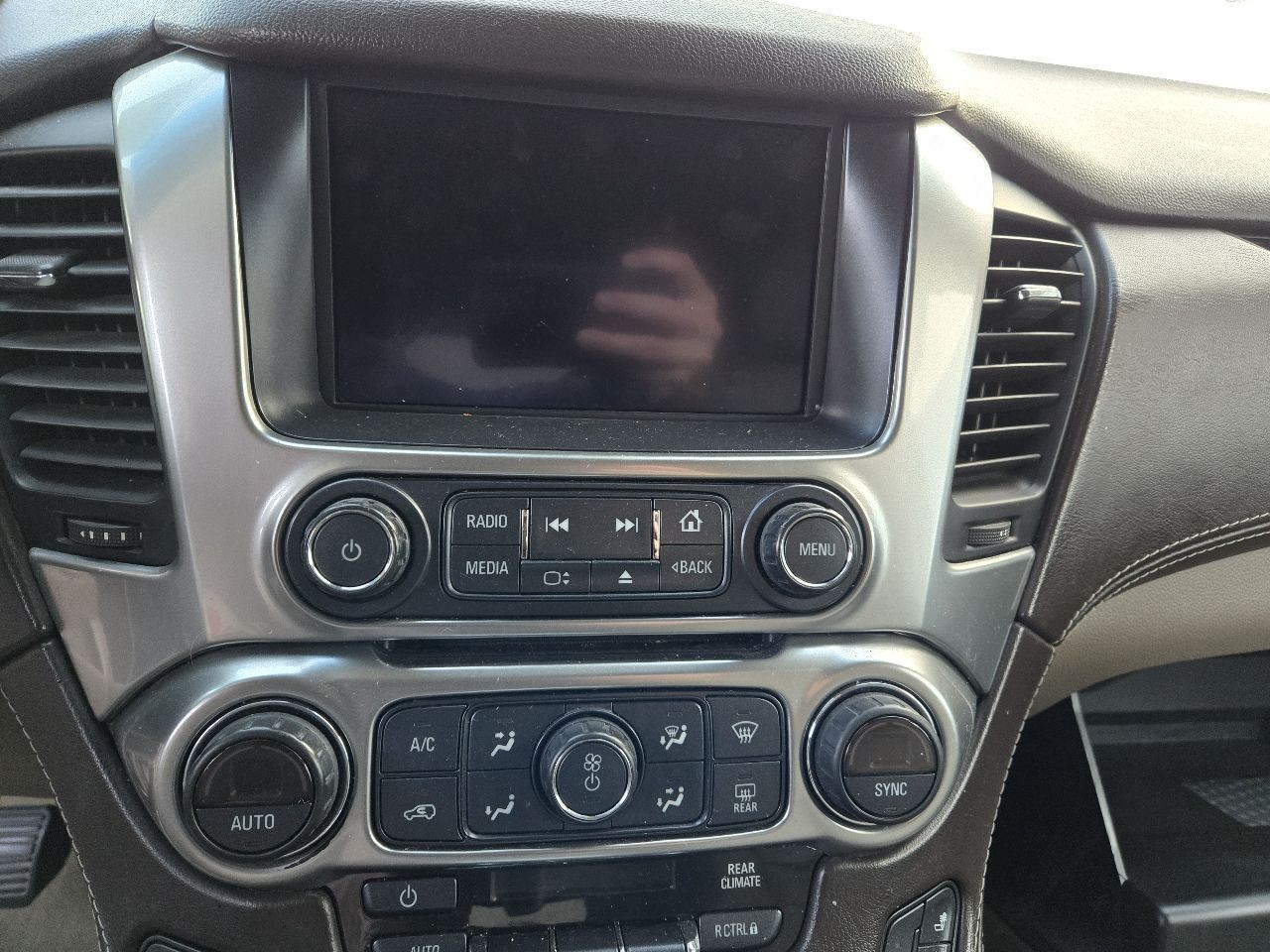2017 Chevy Silverado Radio Receiver ID 84278527