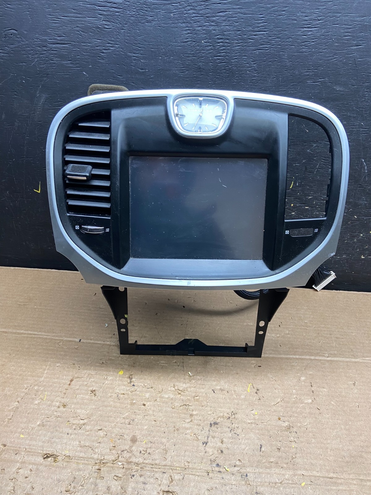 2011-2014 Chrysler 300 Dash A/C Climate Control Screen Radio Bezel OEM w9804 DG