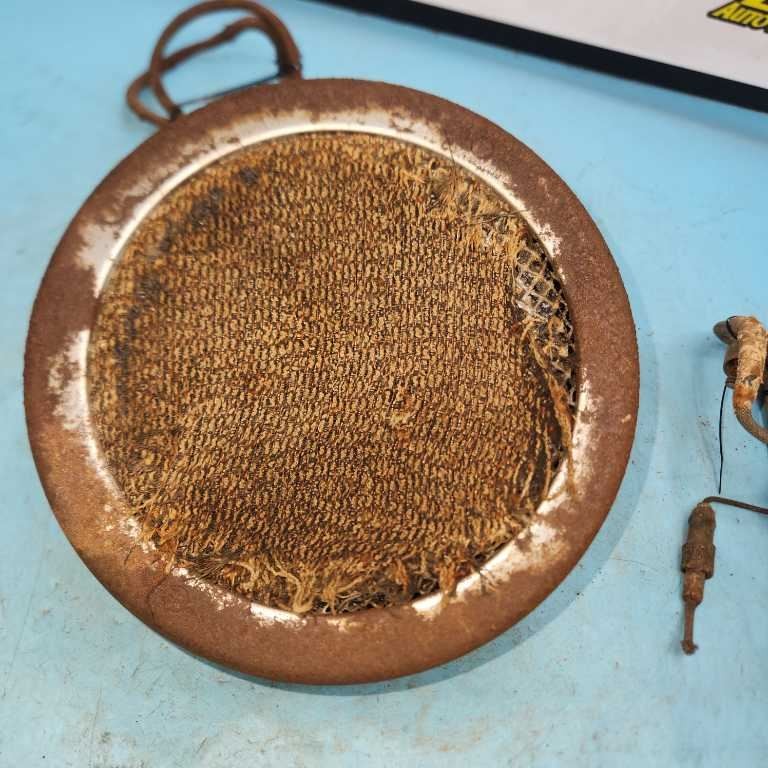 PARTS DONOR RADIO W/SPEAKER Fits 1939 OLDSMOBILE 1244040