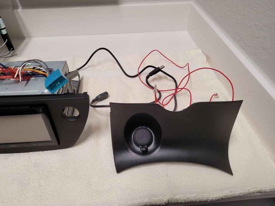 JVC KW-AV61 radio for Acura RSX and radio faceplate
