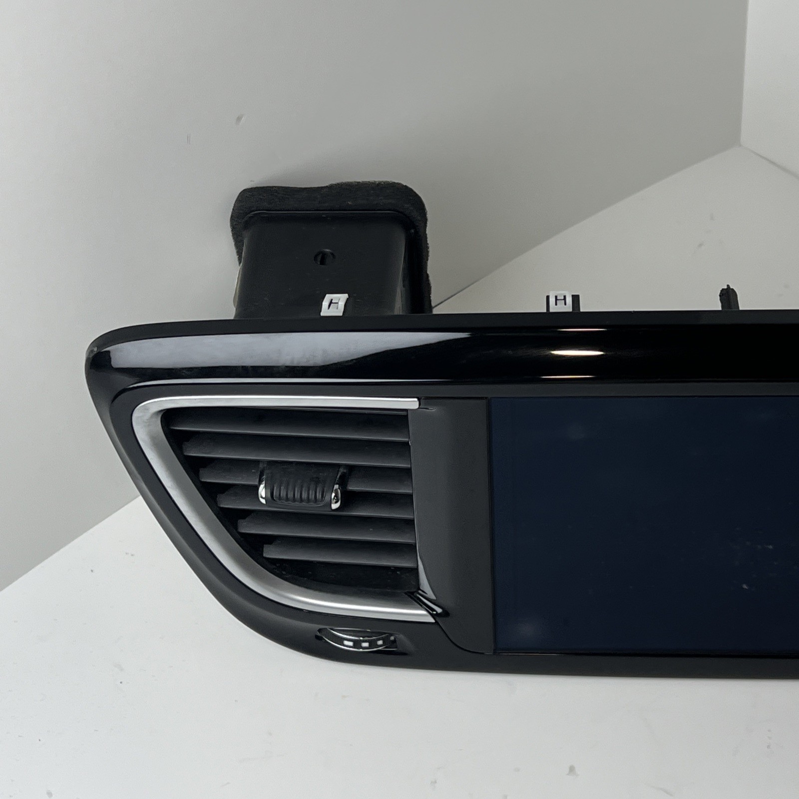68316174AC 2018 CHRYSLER PACIFICA DISPLAY SCREEN RADIO RECIEVER OEM