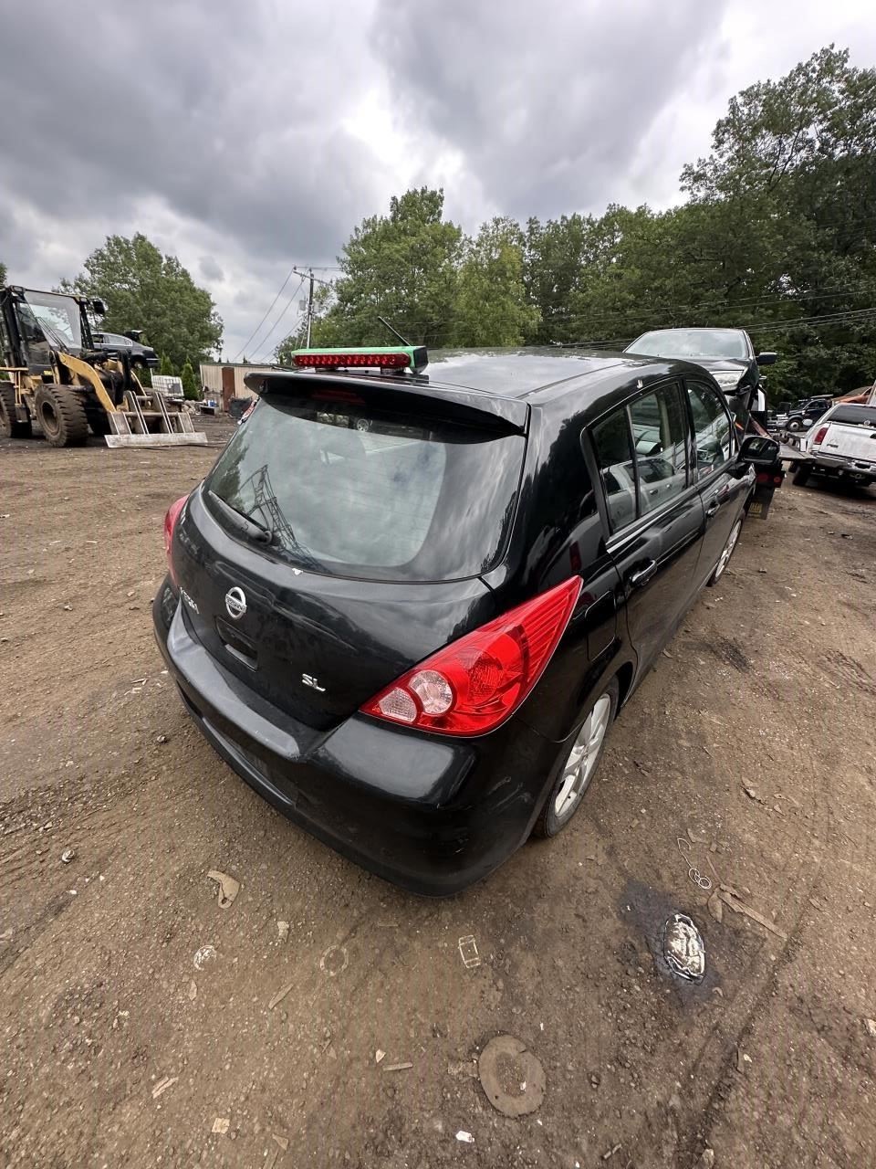 2010-2012 Nissan Versa Radio AM FM CD Hatchback Stereo Receiver OEM 1382544