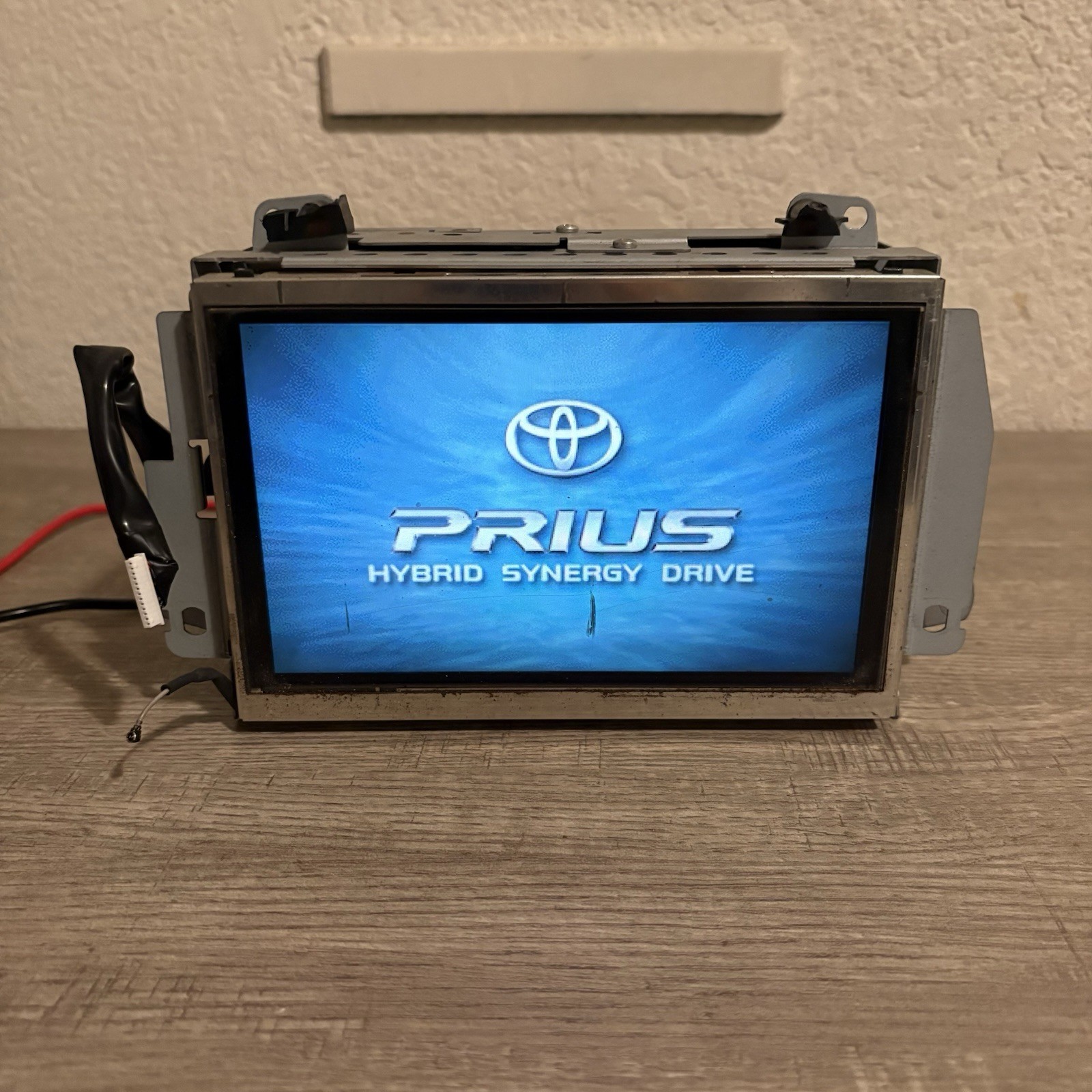 2004 TO 2009 TOYOTA PRIUS MFD DASH DISPLAY SCREEN RADIO 86110-47071 PARTS ONLY