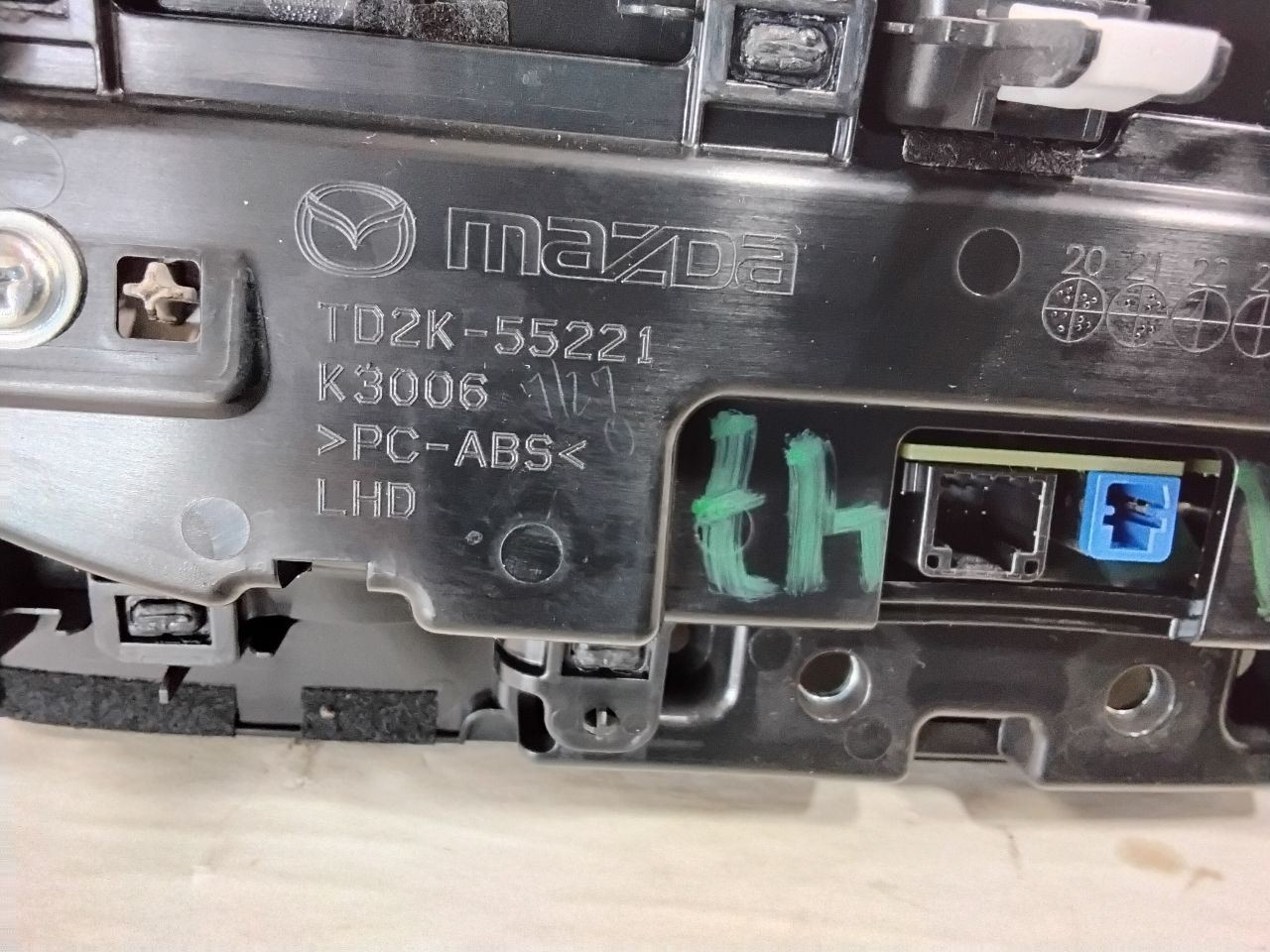 Audio Equipment Radio Display Fits 20-23 MAZDA CX-9 131327