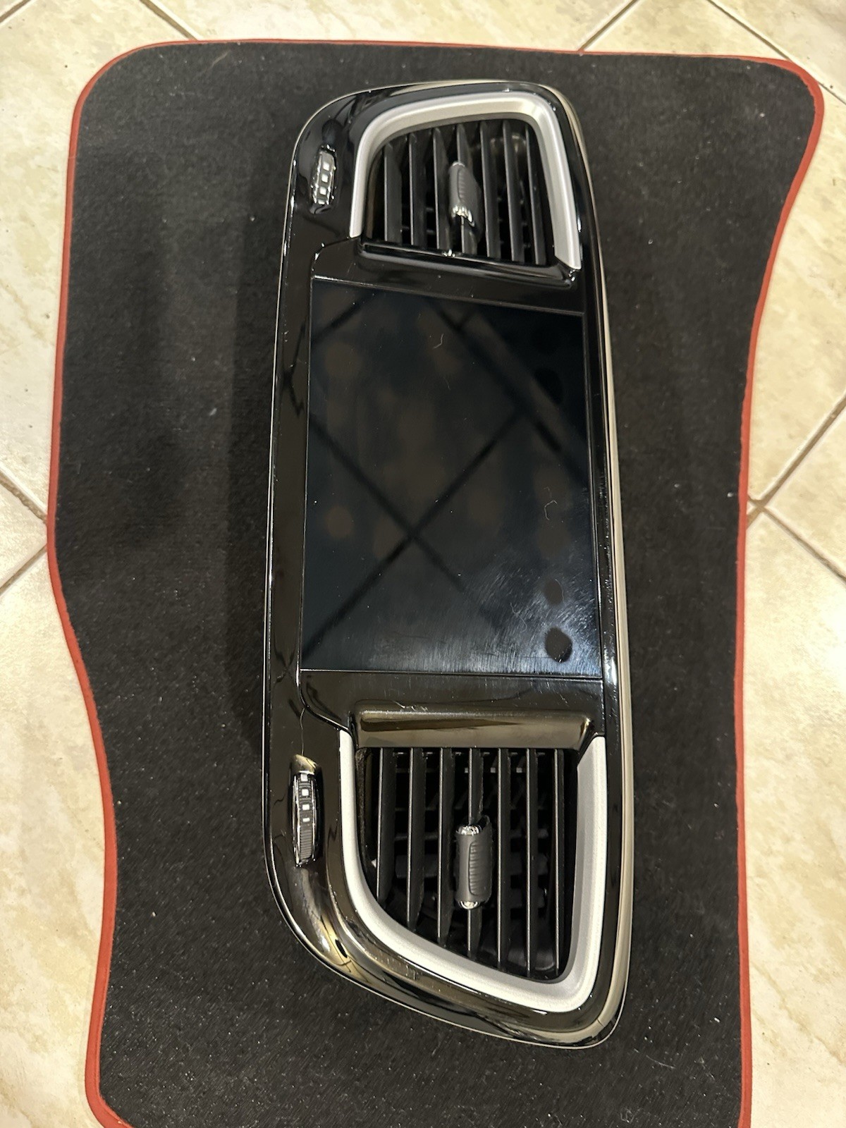 2018-2020 Chrysler Pacifica Radio Info Screen (8.40″ touch Screen) ID 68316174