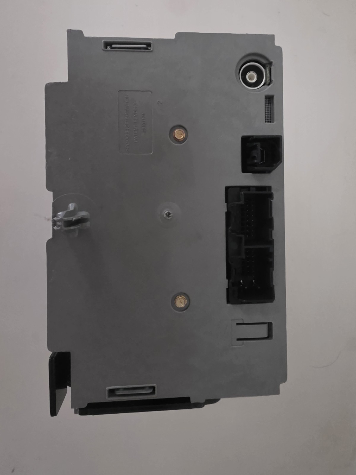 GM/Chevrolet AM/FM Radio and CD Player with AUX 20934593 OEM Radio Head Unit…