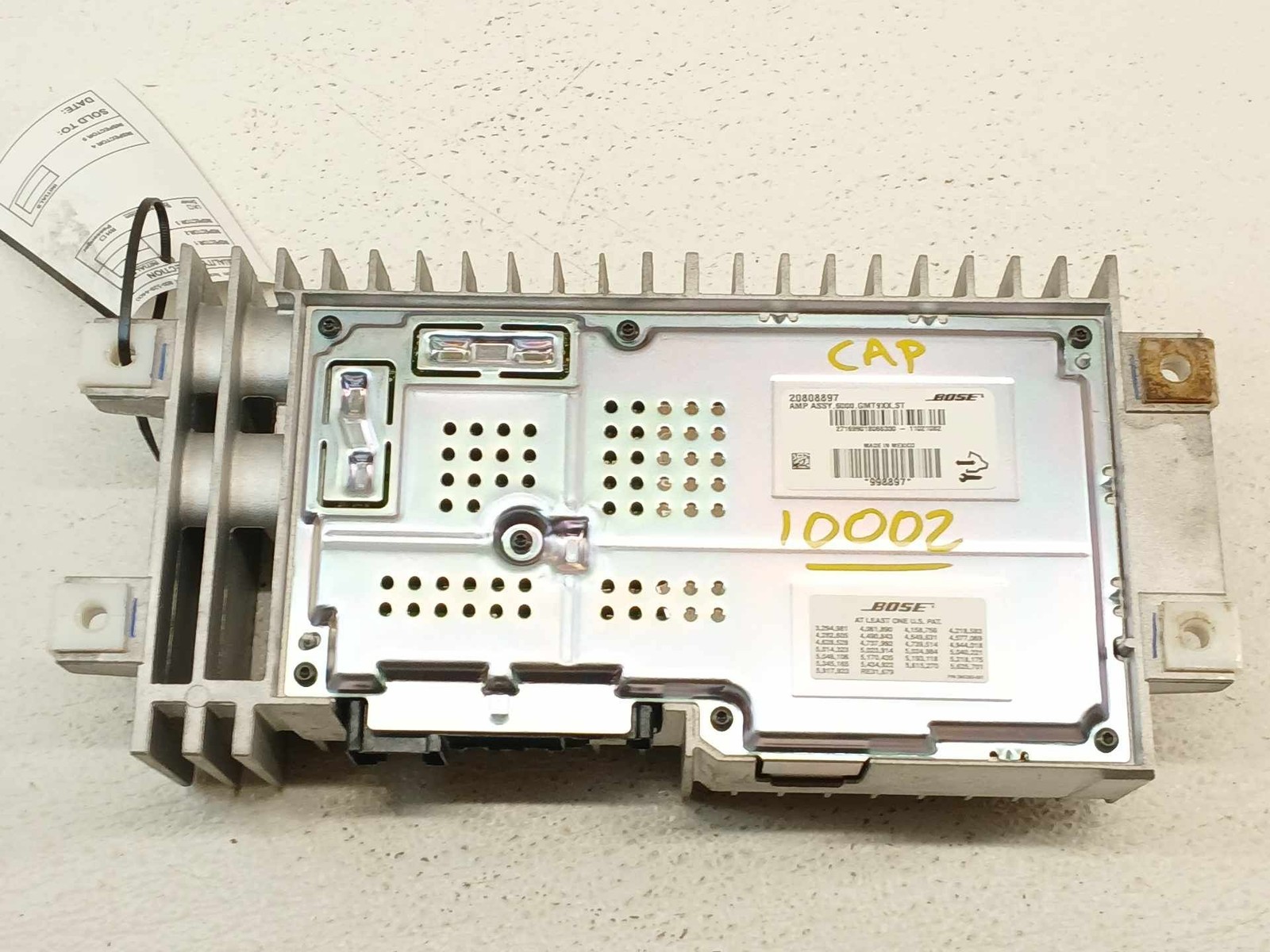 10-14 Suburban 1500 Radio Amplifier ID 20808897 **May Need Programming**