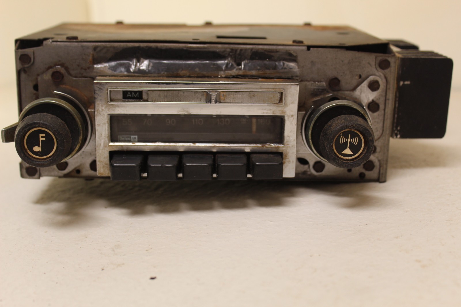 68-72 CHEVROLET GMC TRUCK BLAZER JIMMY DELCO AM-FM RADIO