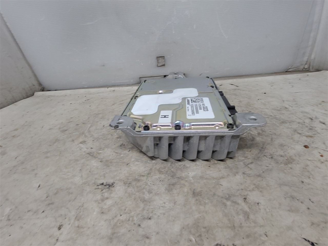 2022-2024 SIERRA LH BOSE AMP RADIO AMPLIFIER 85573323 22-24
