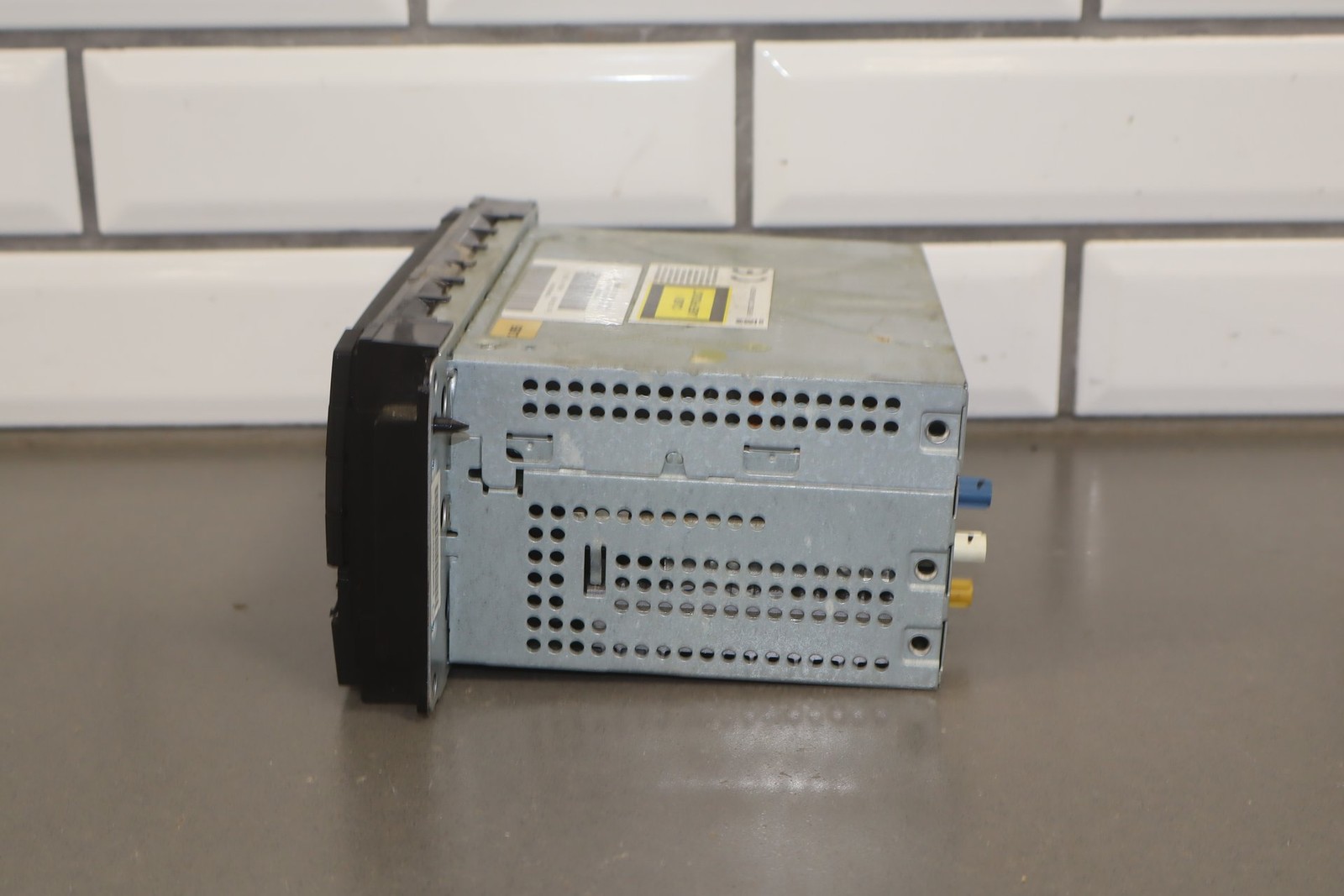 2008-2010 Dodge Challenger Navigation Radio 5064816AD OEM