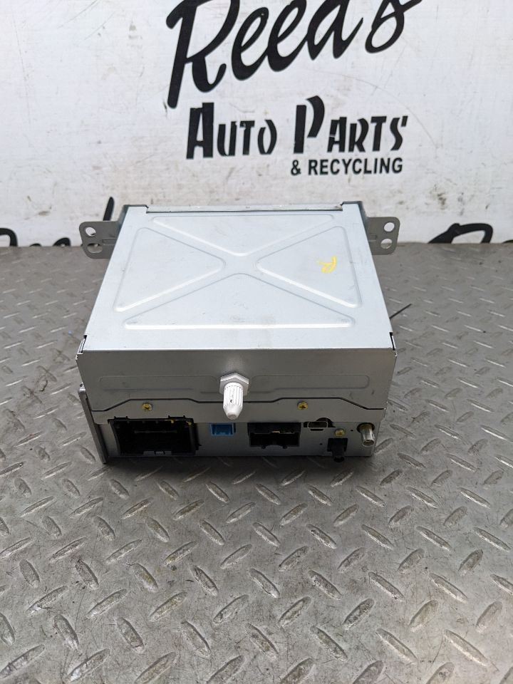 Audio Equipment Radio Receiver With Mylink AM-FM-MP3-USB Fits 13 CAMARO 1184431